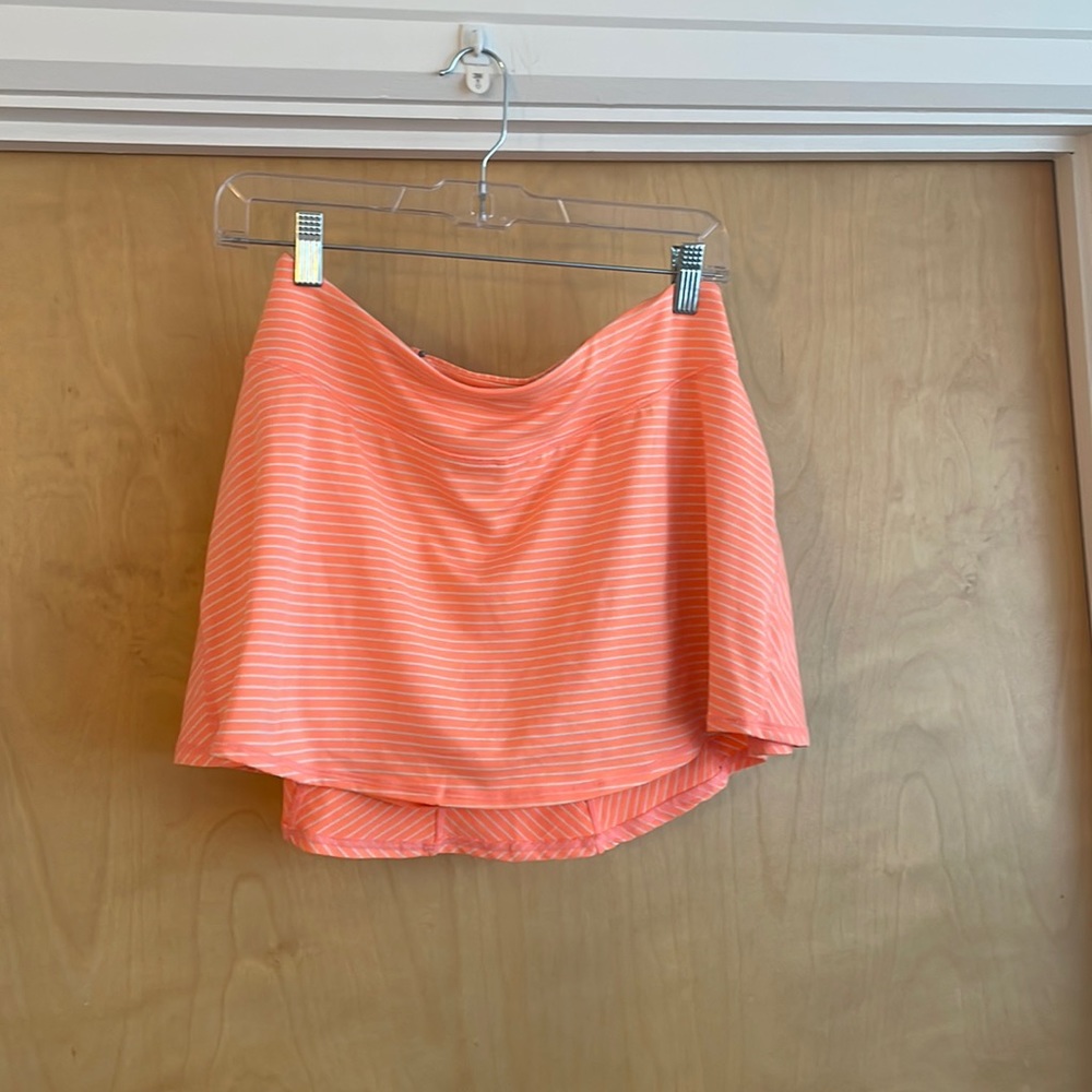 Adorable tennis skirt size M